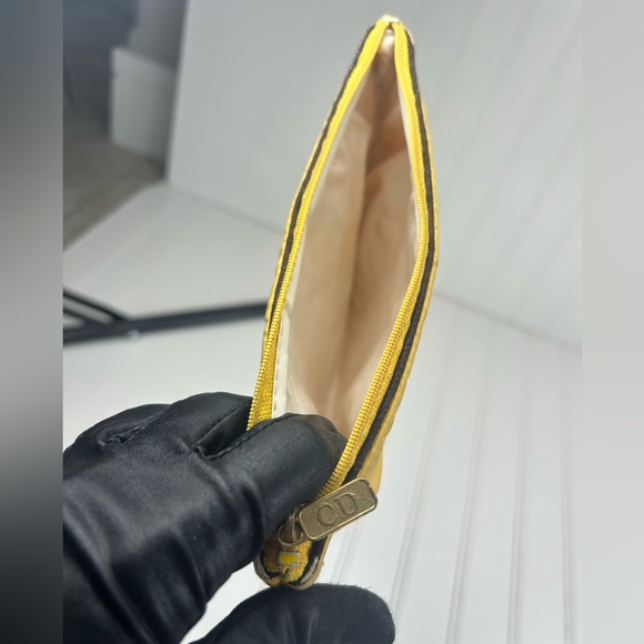 Christian Dior Vintage Yellow Pouch with CD Monogram - Picture 7 of 8